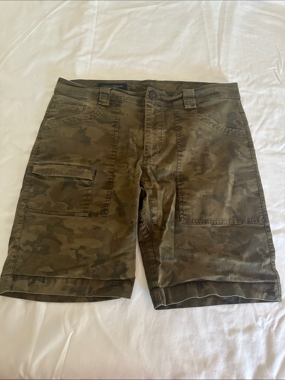 Men's Camo Utility Shorts - Olive Green